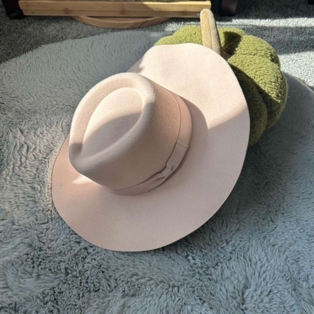✨NEW✨Elegant Cream Women's Western Cowboy Fedora Hat